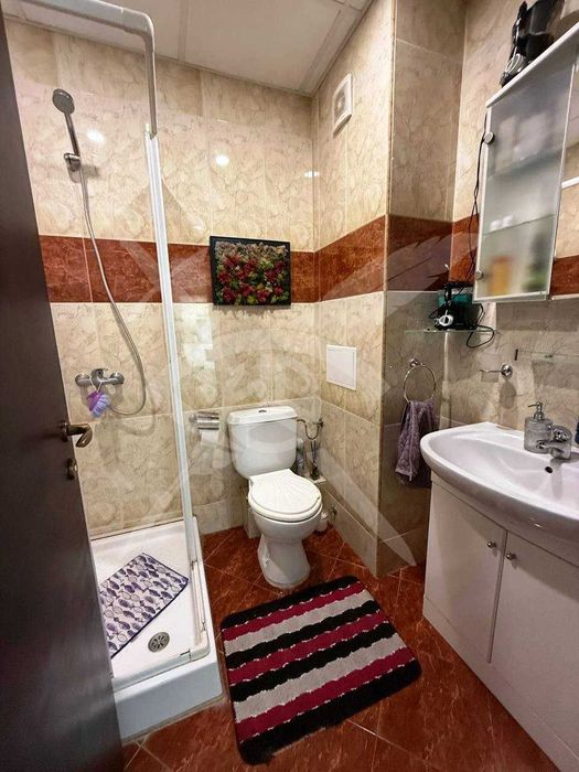 Тристаен - Свети влас