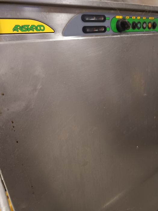 Професионални съдомиялни машини