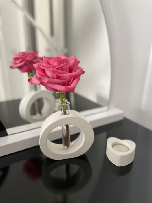 Ваза для цветов Муза • подарок