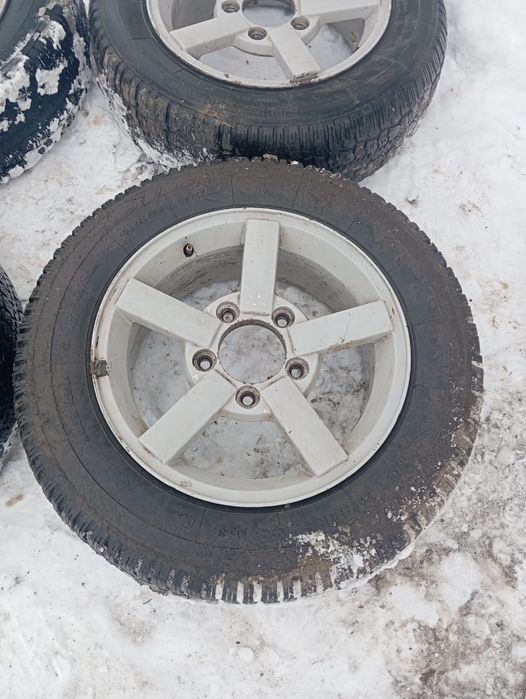 Диски на ниву с резинай