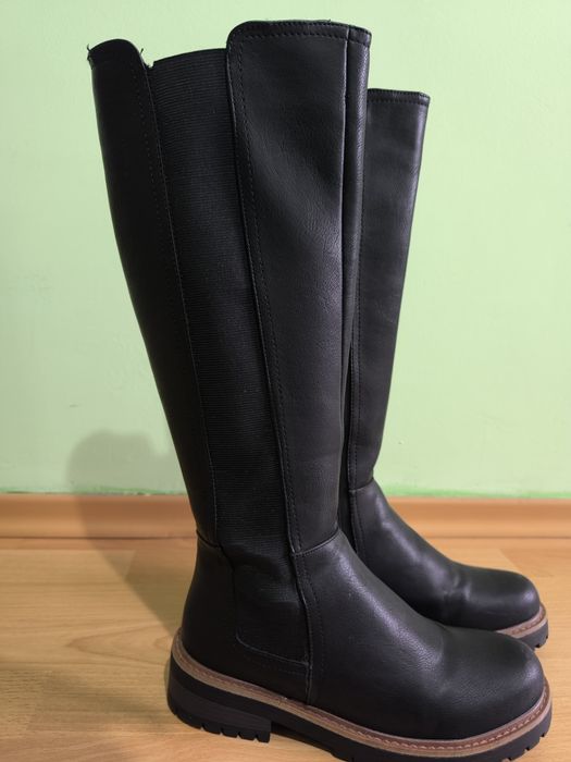 Продавам чизми 40 р