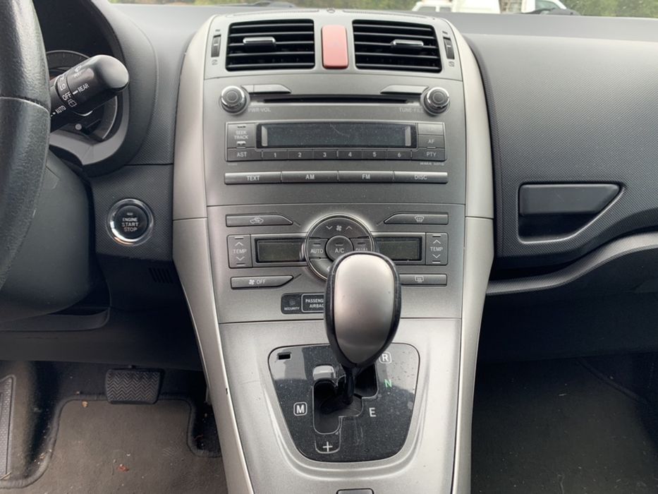 НА ЧАСТИ! Toyota Auris 1.6i АВТОМАТИК 124 кс. E15 1ZR-FE Климатик