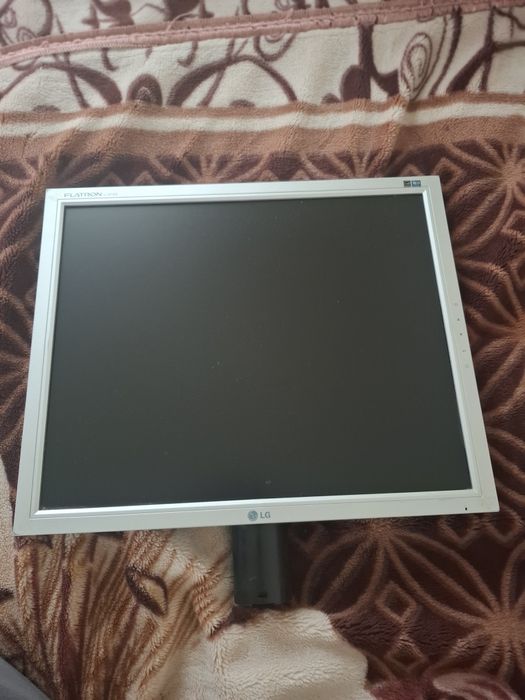 Vand monitor LG sh
