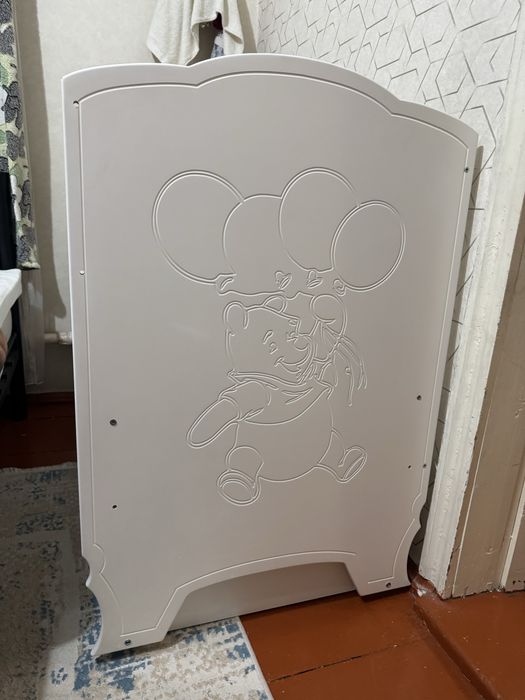 Кроватка детская.