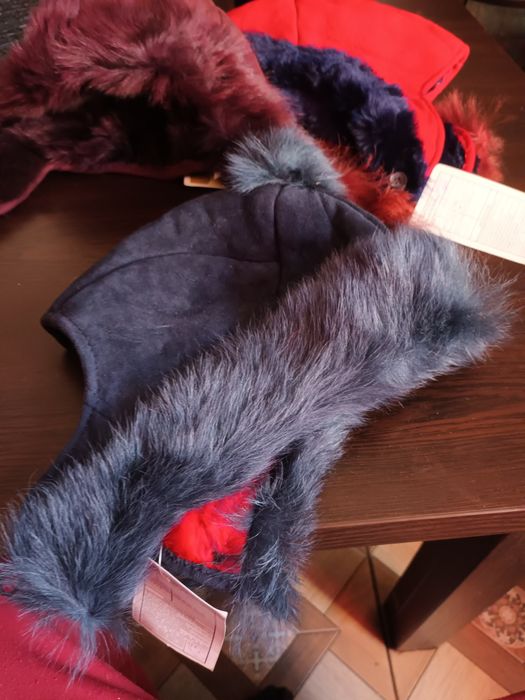 Căciuli blana  fetite