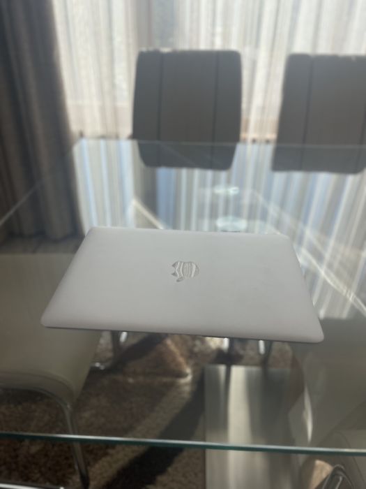 Macbook air 13 early 2014