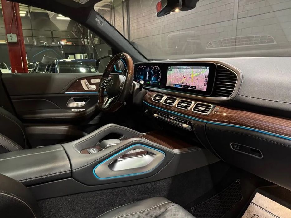 Mercedes Benz - GLE 450 4MATIC AMG NIGHT PACK