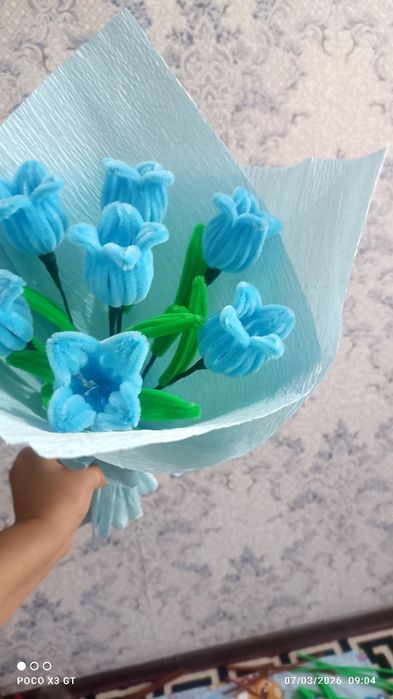 Momiq gul qoʻldan yasalgan, suliymaydigan buketlar.