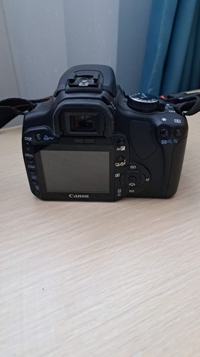 Aparat foto DSLR CANON EOS 400d