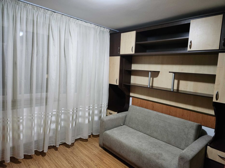 Vand apartament 1 camera, et.3 Piatra Neamt