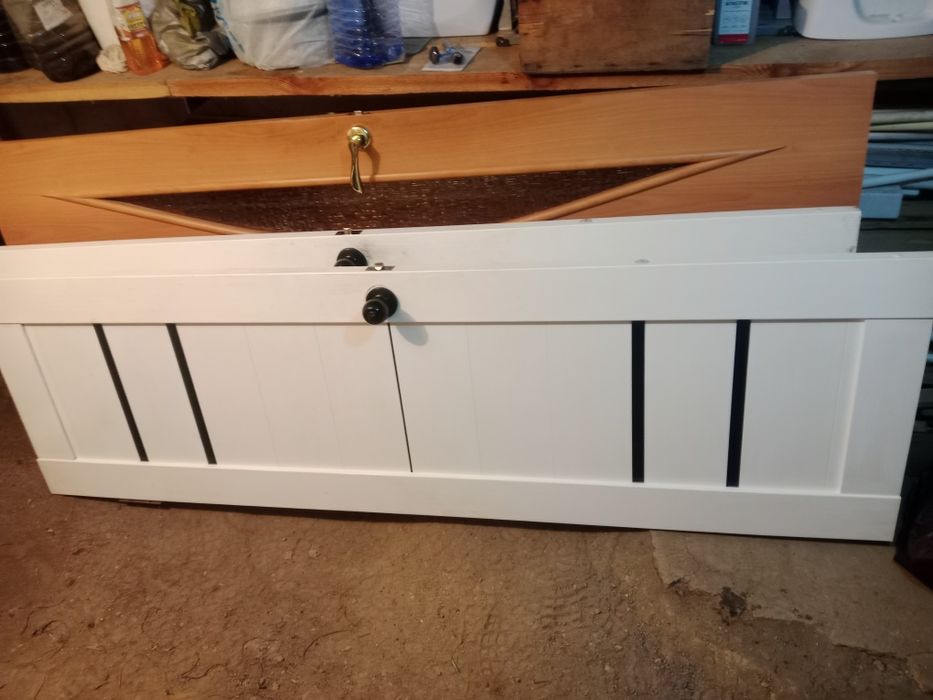 Продам б/у двери