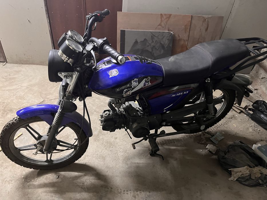 Мотоцикл аль мотор  125 кубов