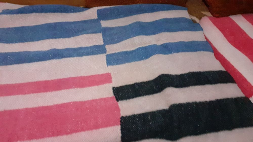 Одеало вълнено нови 2бр