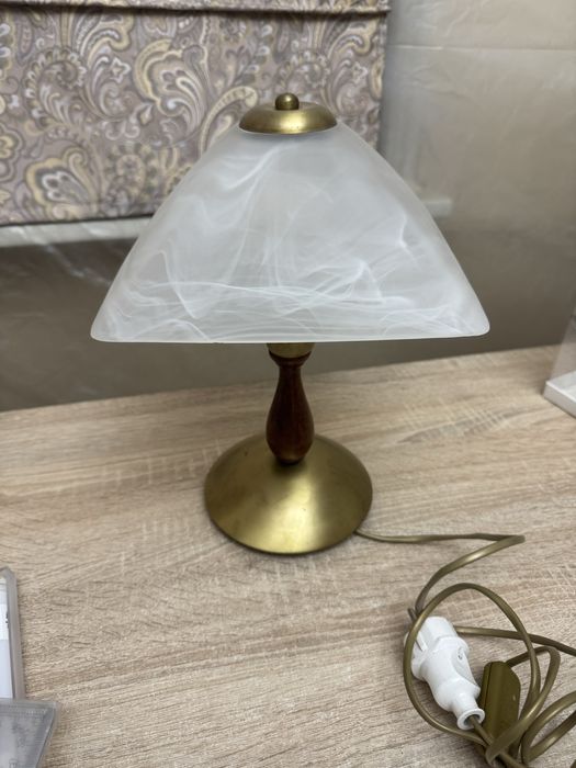 Продам светильник