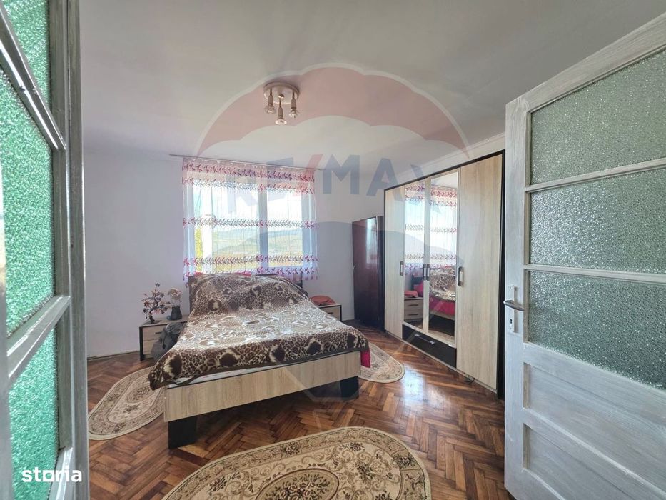 Casă tip duplex de vânzare – Vitrometan, str. Bârsei