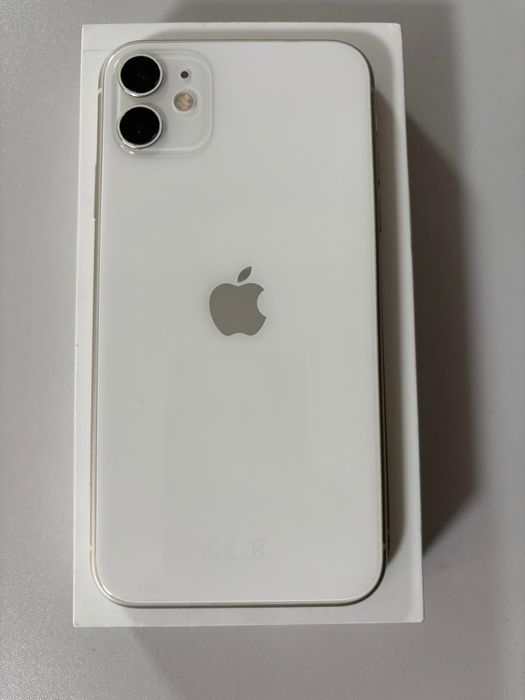 продам iPhone 11