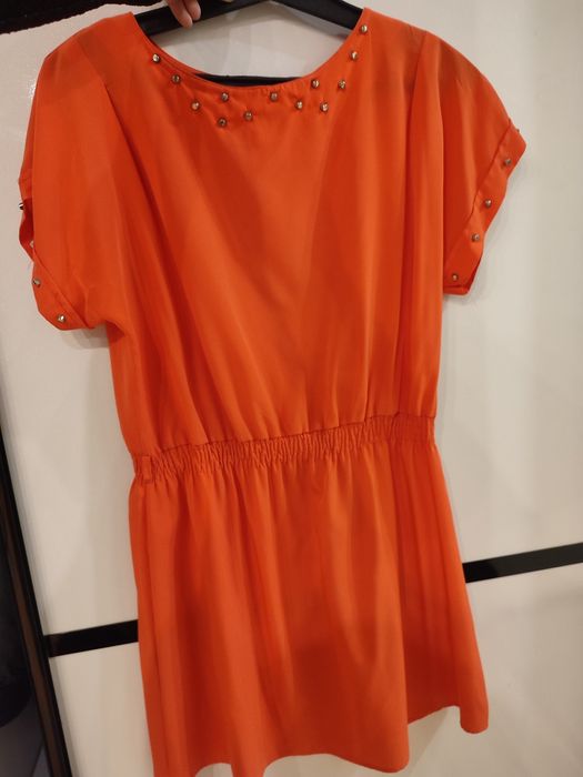 Продам платья 42 размер