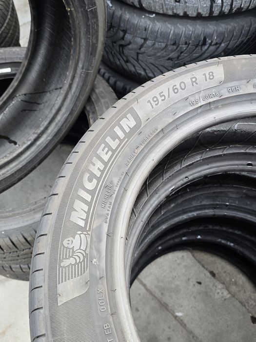 4 Броя 195/60/18 Michelin 7mm КАТО НОВИ