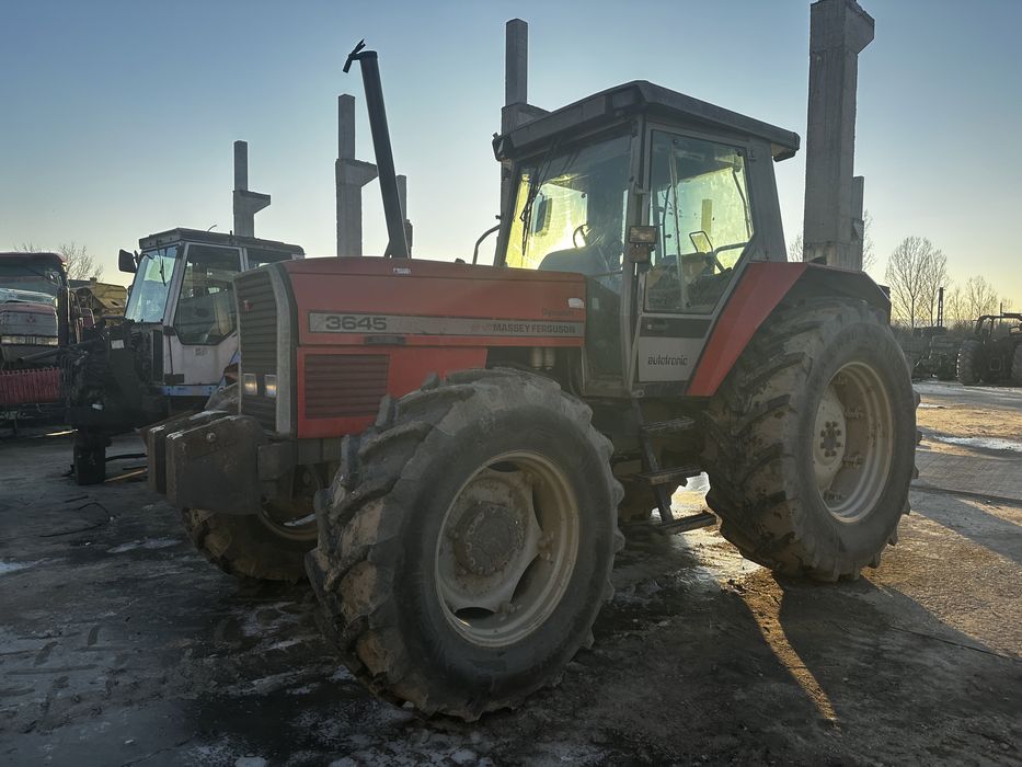 Vand/Dezmembrez Massey Ferguson 3645