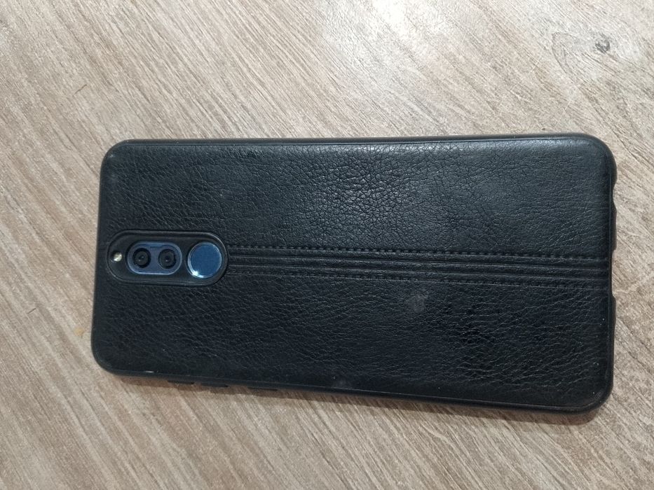 Продам Huawei Mate 10 Lite
