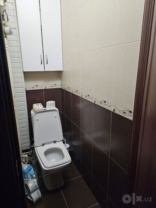 Продается 2 комнатная квартира ул Бобура Нукусская ор-р 1 нотариальная