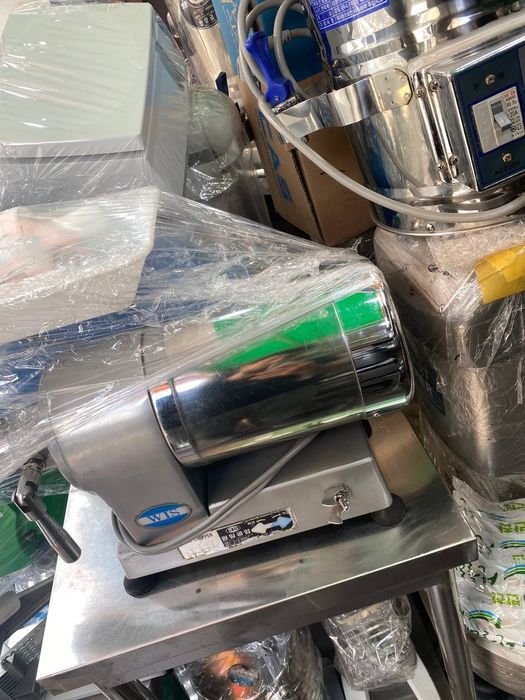 Продается мясорубка Корея