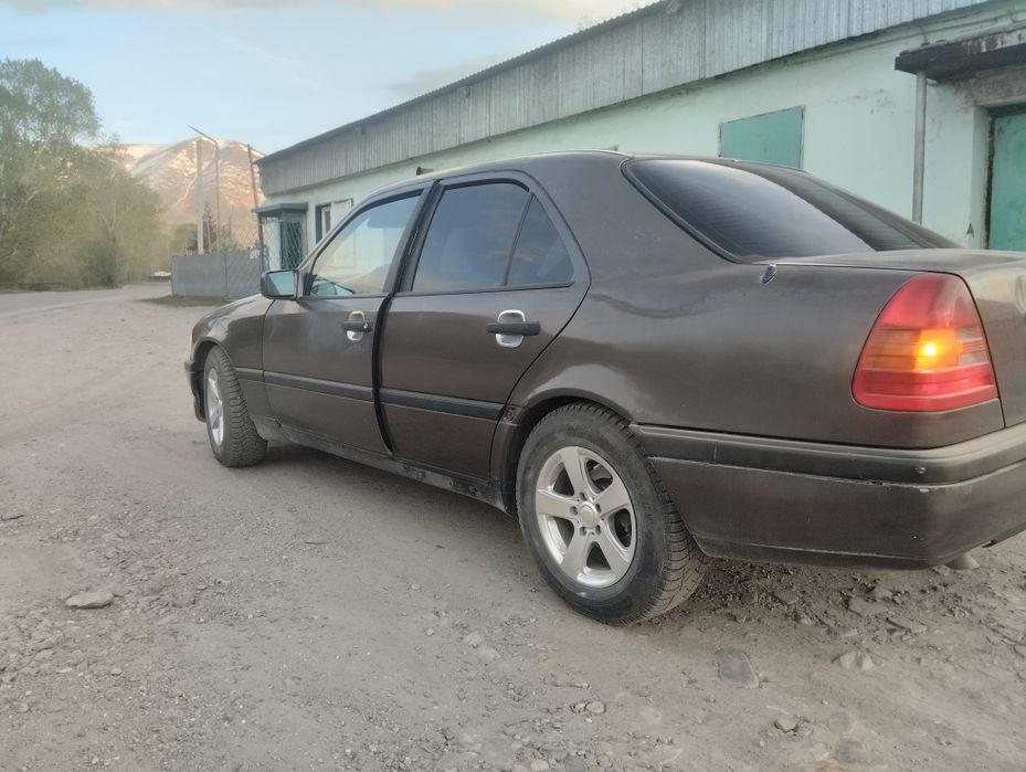 Мерседес C180 без обмена