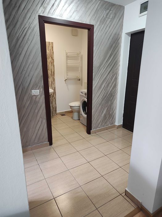 Vând Apartament zona Cora