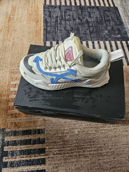 Vand urgent Off White Odsy 1000 + hanorac Off white cadou