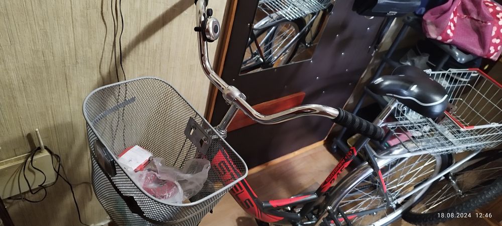 Продам два велосипеда.