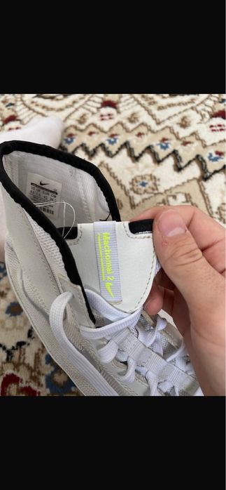 спортивная обувь