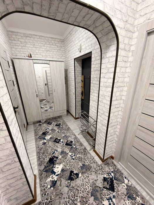 Чилонзор 20Д квартал, кизларга без маклера квартира Олмазор метро якин