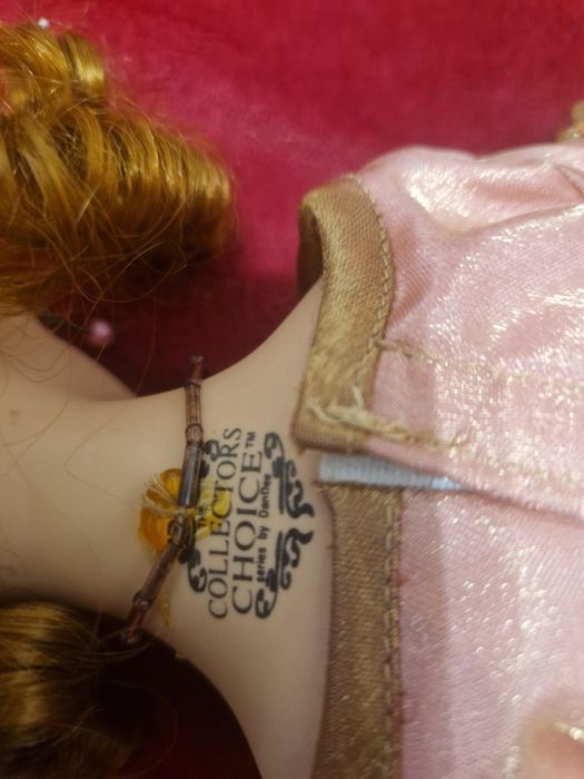 Papusi portelan stampila si certificat