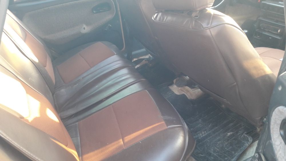 Узим миниб йурган машенс