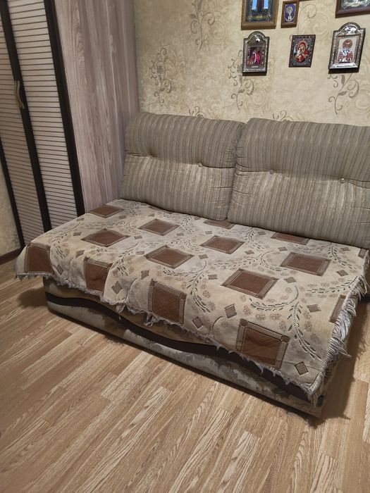 Гарнитур с двухярусной кроватью