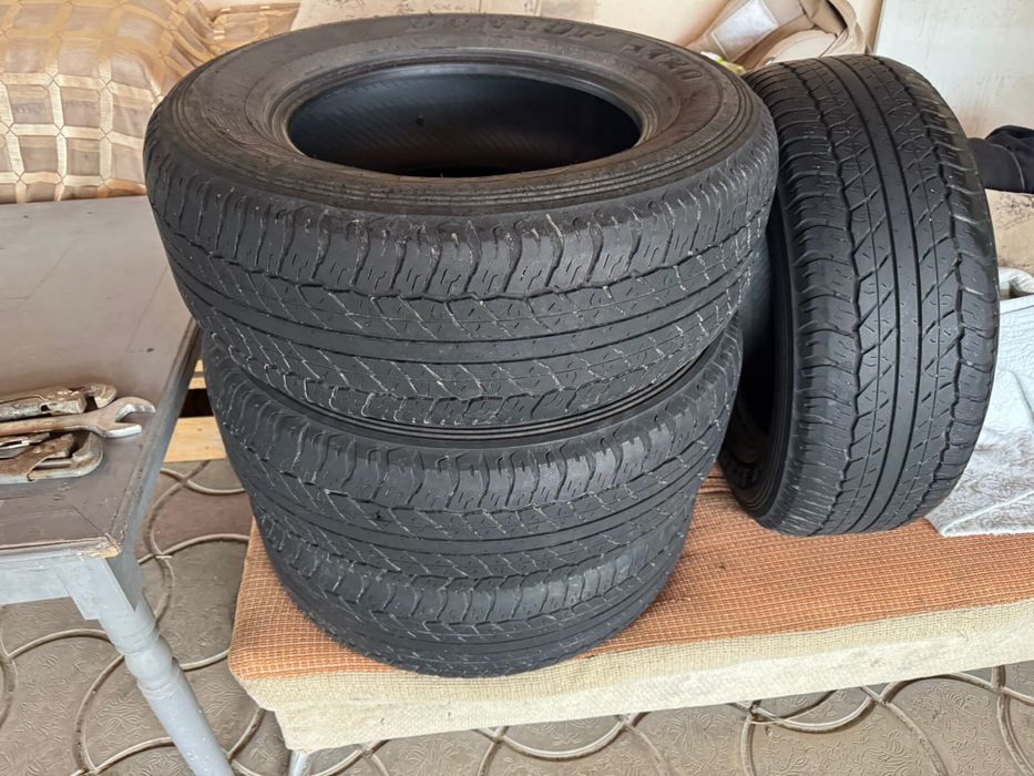 Летние шины 275/65/17 Dunlop