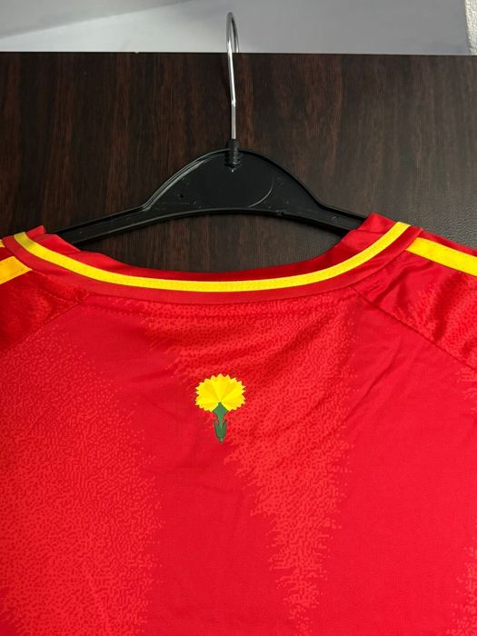 Tricou de fotbal cu Echipa Spania Vand Urgent!!