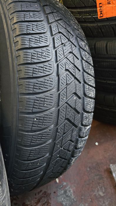 Anvelope iarna 235 65 18
