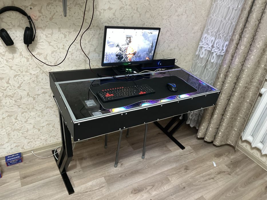 Компьютер в столе