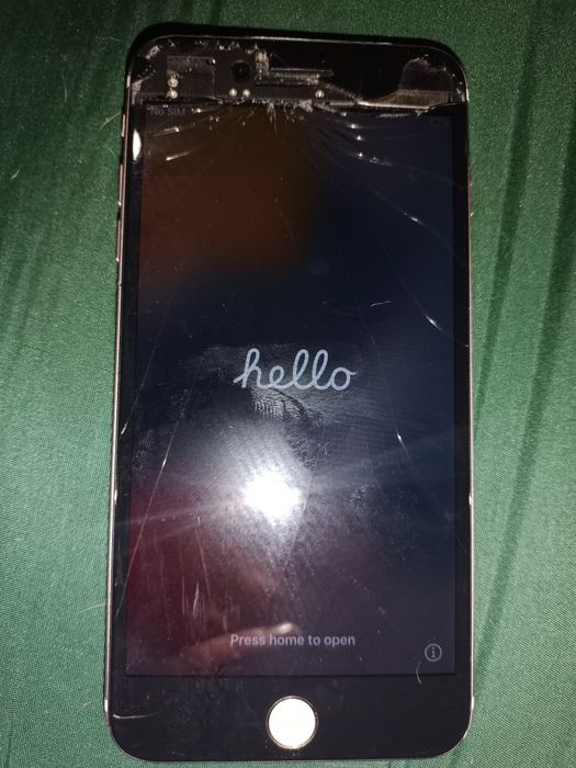 Айфон 7+ все в описании