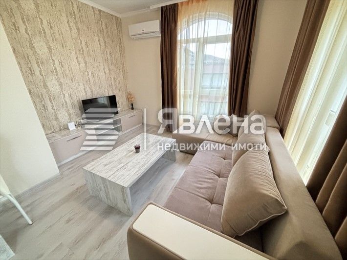 Продава се Двустаен апартамент в Свети Влас - 65 кв.м за 1931 €/кв.м - Снимка #1