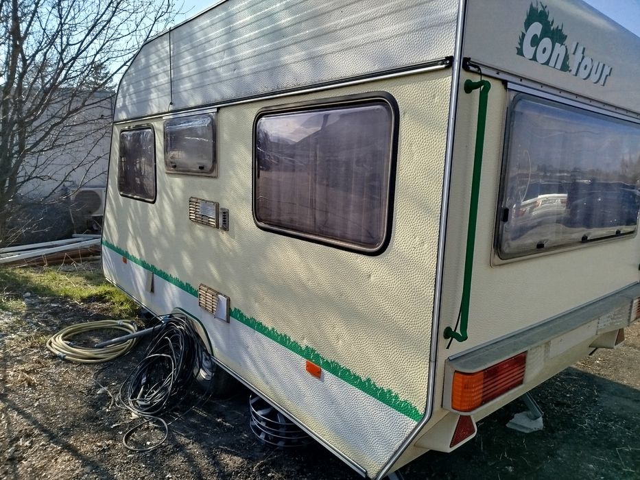 Продавам Каравана  Шато