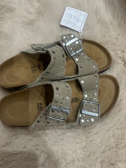 Sandale cu cuie pentru femei ARIZONA RIVET BORDER Birkenstock