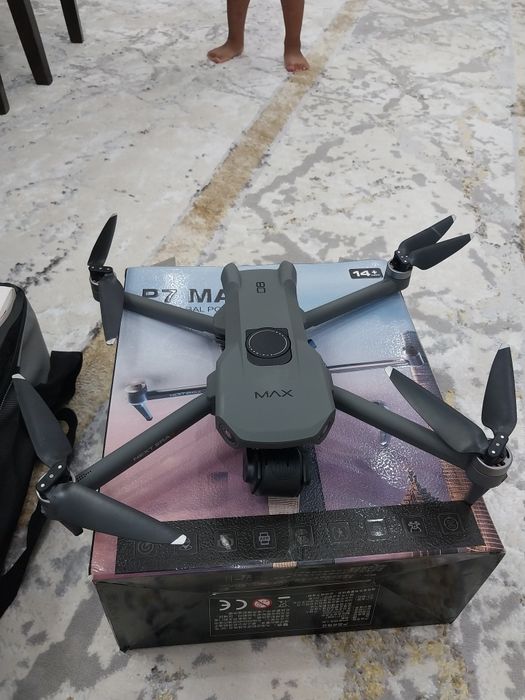 P7  Max Drone дрон