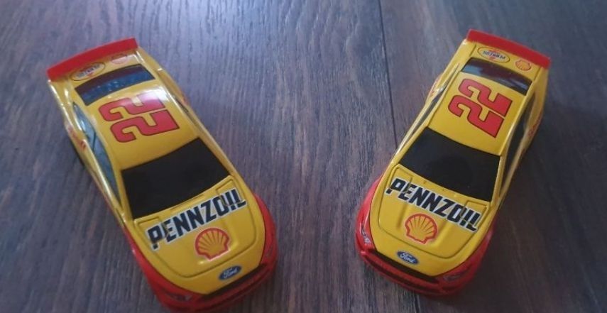 Инерционна кола, детска, куче с бутилка, зайче и пиленце