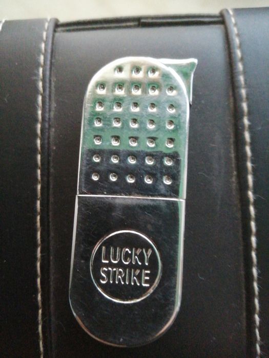 Vind bricheta Lucky Strike