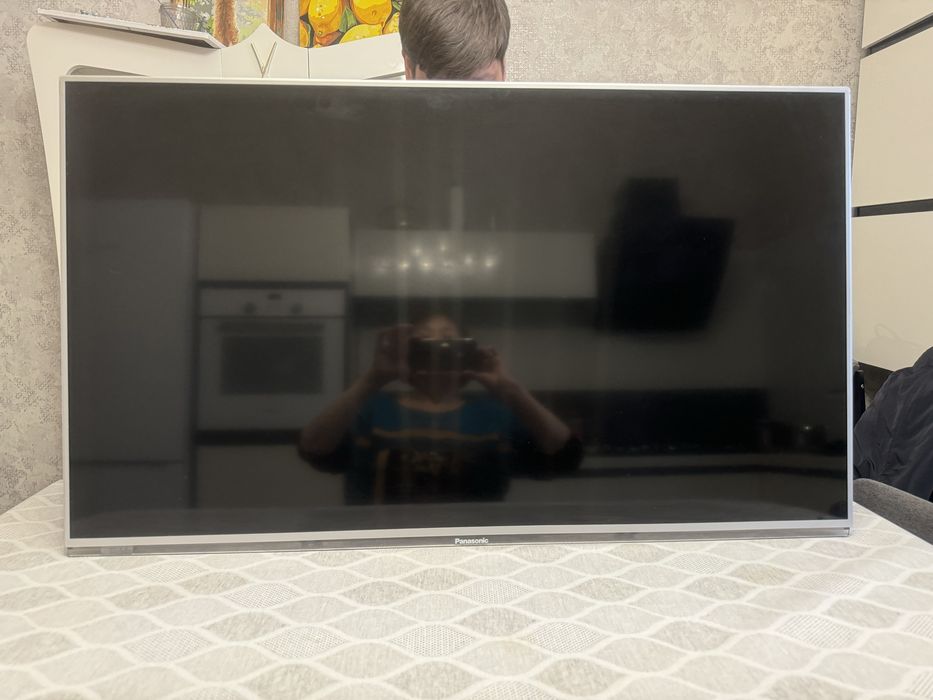 Телевизор Panasonic TX-LR42E6