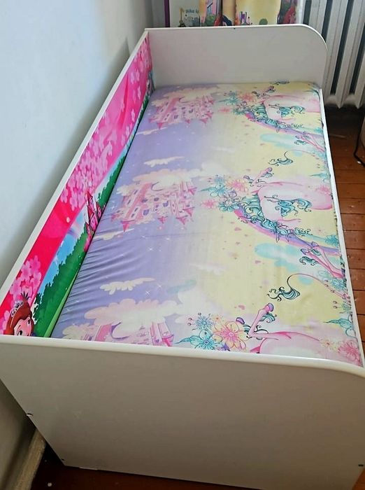 Продам детскую кровать