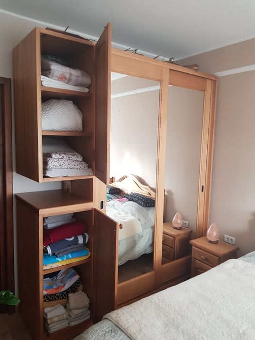 Dulap + comoda din lemn masiv