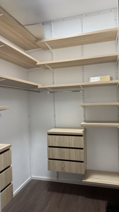 Продам евротрешку с панорамным видом на город